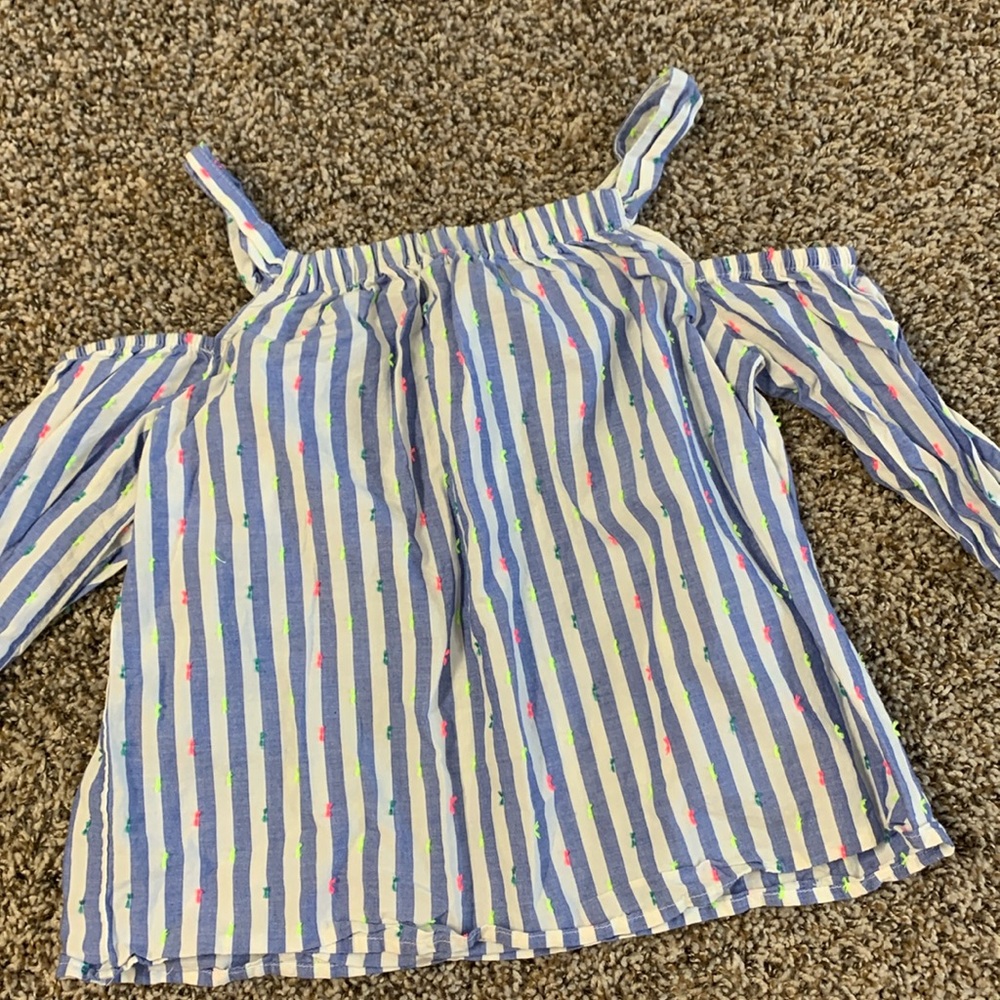 Girls’ 10/12 Arizona Jean Co. shirt. Great quality.